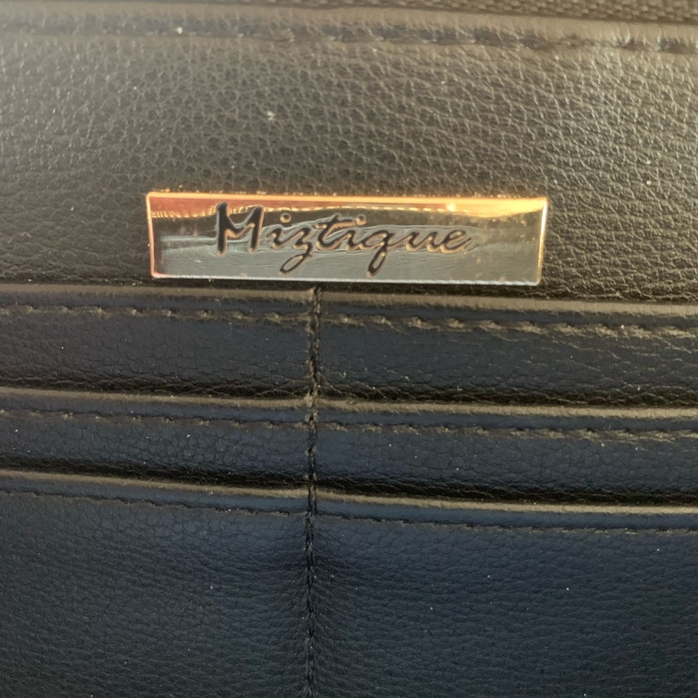 Miztique Black Vegan Leather Crossbody Bag - Picture 6 of 8